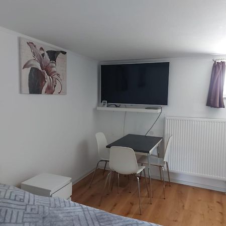 Zimmer In Direkter Naehe Zu Basel Grenzach-Wyhlen Exteriér fotografie